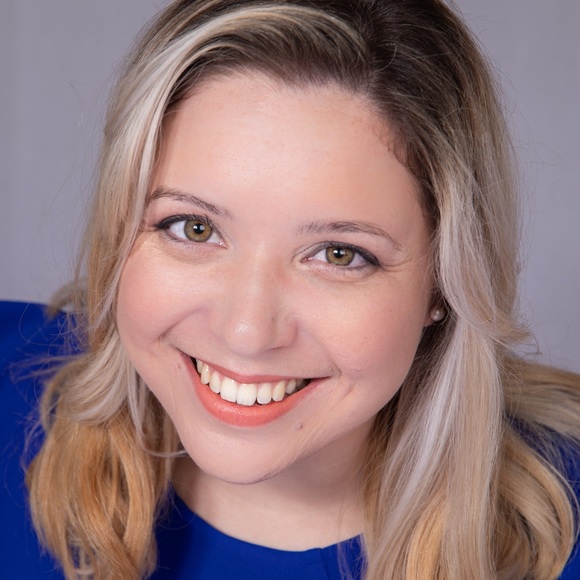 Meet your Posher, Charli - Picture 1 of 1